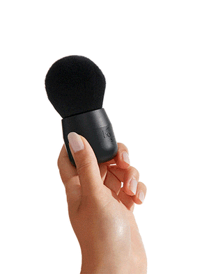 Bondi Sands Body Powder Brush .gif